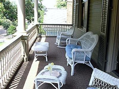 Bed & Breakfast Devereaux Shields House